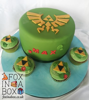Zelda triforce cake and cupcakes